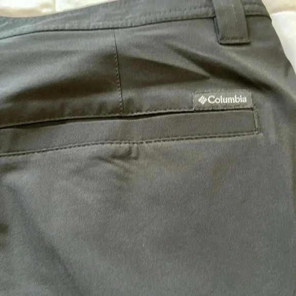Columbia men’s gray lightweight shorts size 36 - Picture 6 of 6